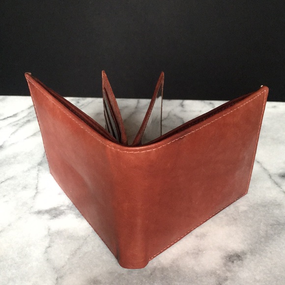 New* Saddle Brown Leather Wallet - Picture 11 of 16